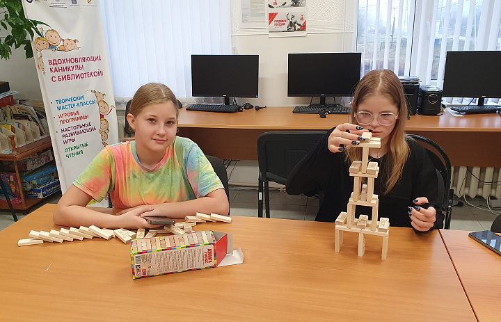 Каникулы в библиотеке п. Красноленинский